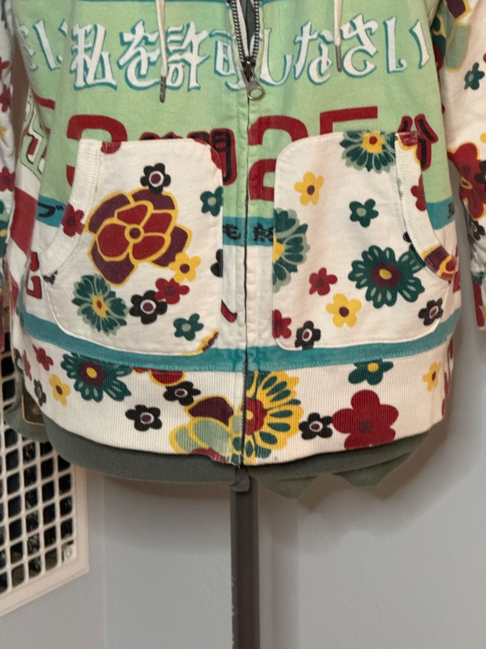 Y2K Lucky Brand "Shibuya Kitty" XL Applique Hoodie Rising Sun Striped Floral - Picture 3 of 11